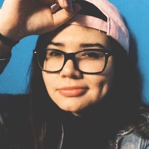 Meet your Posher, Priscilla